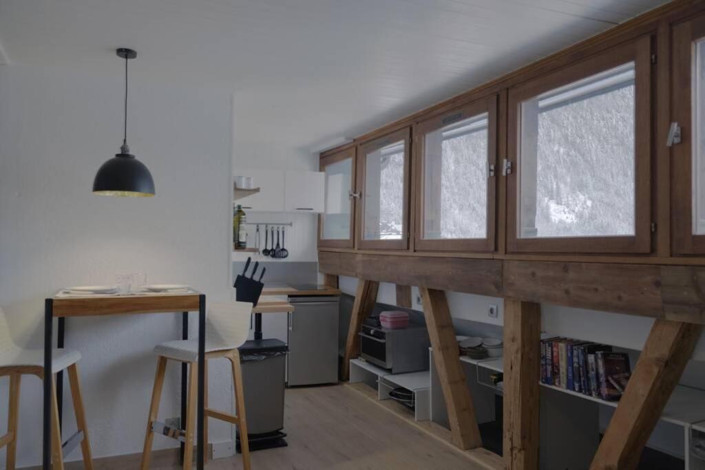 Apartament Studio Chaleureux Chamonix Centre Zewnętrze zdjęcie